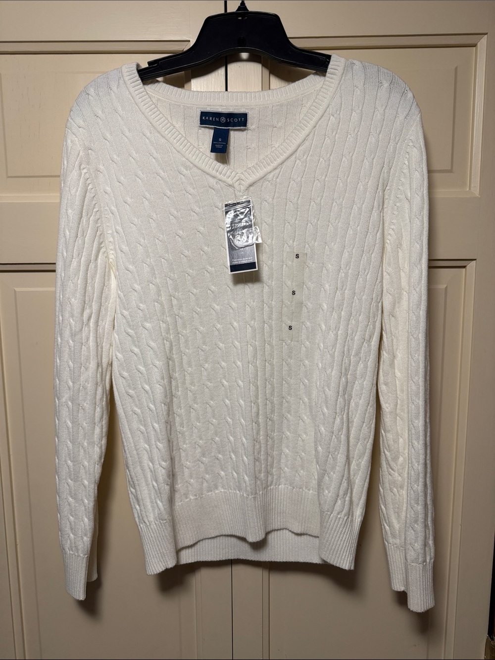 Karen Scott Cream Cable-Knit V-Neck Sweater